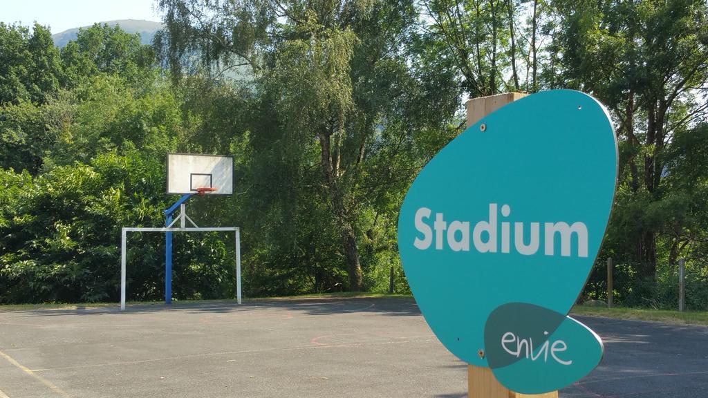 Готель Vvf Pays Basque Сент-Етьєн-де-Баїгґорі Екстер'єр фото